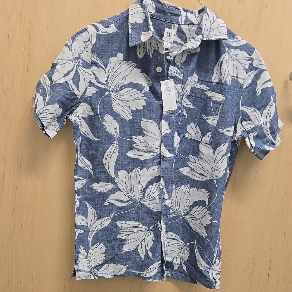 GAP Blue and White Floral Button Down Shirt